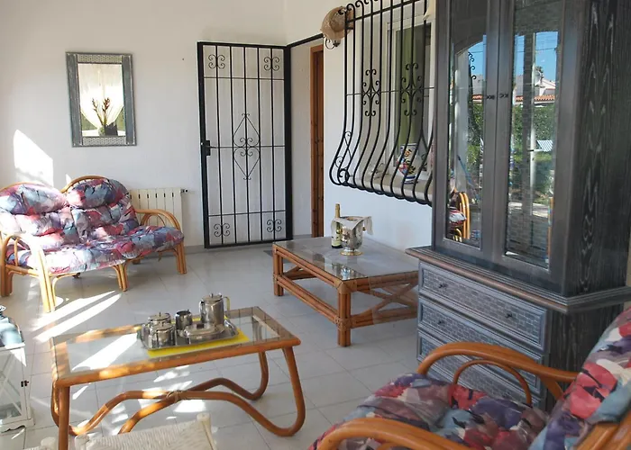 Azahar Whole Villa *